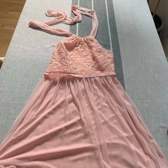 David's Bridal lace halter dress - Picture 2 of 3